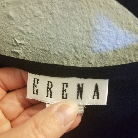 Top - Picture 4 of 4